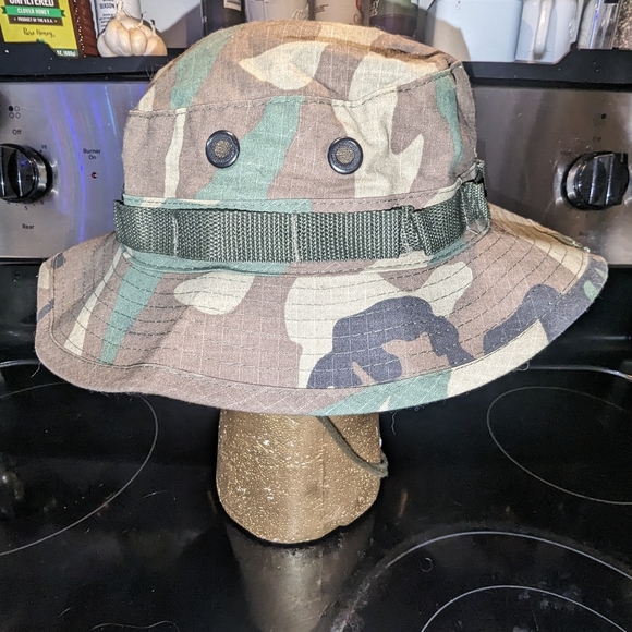Camo boonie hat - size 7 1/4 - Picture 2 of 6